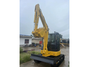 Mini escavadeira KOMATSU PC55