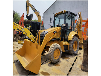 Retroescavadeira CATERPILLAR 420F