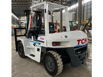 Empilhador a diesel TCM