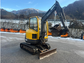 Mini escavadeira MINIESCAVATORE VOLVO ECR 28: foto 4