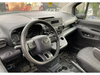 Furgão TOYOTA Proace