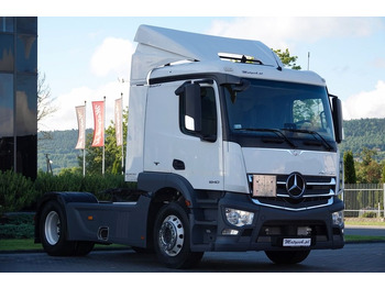 Tractor MERCEDES-BENZ Actros 1840