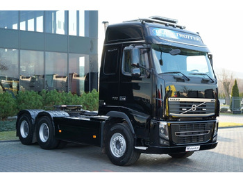 Tractor VOLVO FH16 700