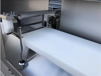 Equipamento de processamento de alimentos CP Food machinery Long slicer fish slicer: foto 3
