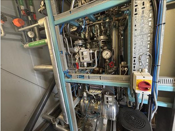 Equipamento de processamento de alimentos Steris Finn Aqua 200-S3 Multiple effect water still: foto 3