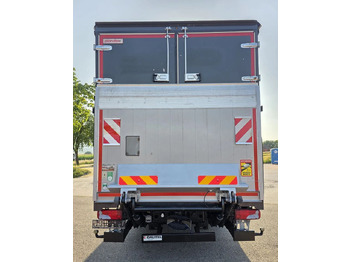 Camião de lona MAN TGM 15.290 / BURTO-FIRANKA / CAŁY NA PODUSZKACH /KLIMA POSTOJOWA / 2018R /  NISKI PRZEBIEG / 18 PALET / E6 / JAK NOWY / WINDA /: foto 5