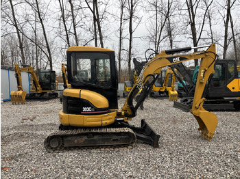 Mini escavadeira CATERPILLAR 303CR
