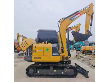 Mini escavadeira XCMG XE60DA
