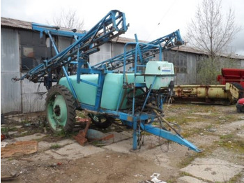 Pulverizador de arrastar BERTHOUD