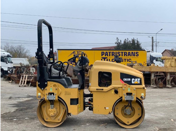 Compactador de asfalto CAT CB 22B: foto 5