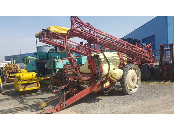 Pulverizador de arrastar HARDI