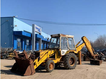Retroescavadeira JCB 3CX
