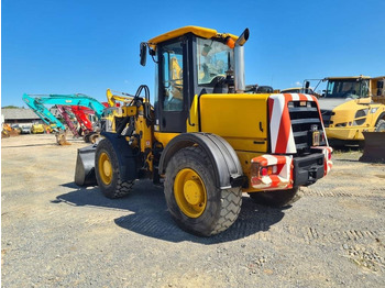 Pá carregadora de rodas JCB 416HT: foto 4