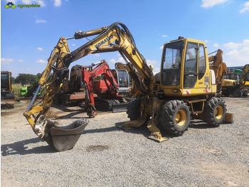 Mini escavadeira KOMATSU PW95
