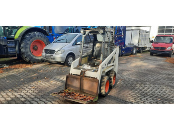 Mini pá carregadora Bobcat 443 4x4 Radlader: foto 2