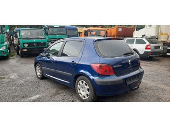 Sedan PEUGEOT