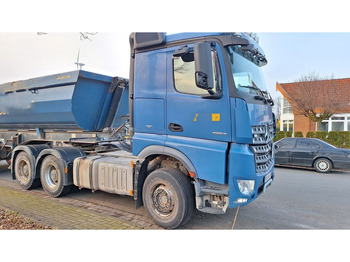 Tractor MERCEDES-BENZ
