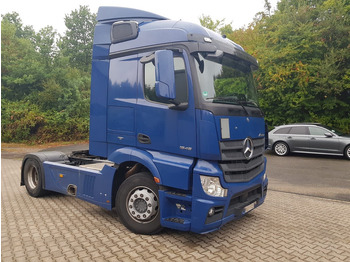 Tractor MERCEDES-BENZ Actros 1845