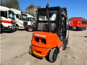 Empilhador a diesel 2012 DOOSAN D25S-5 Forklift: foto 4