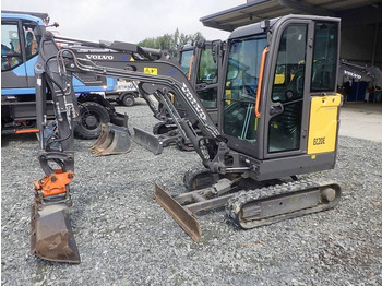 Mini escavadeira VOLVO EC20E