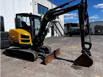 Mini escavadeira Volvo EC 35 D: foto 2