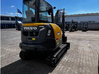Mini escavadeira Volvo EC 35 D: foto 3