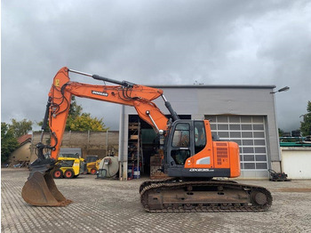 Escavadora de rastos Doosan DX 235 LCR-5: foto 2