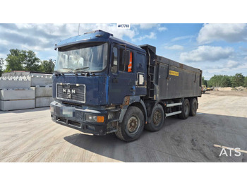 Camião basculante MAN F2000