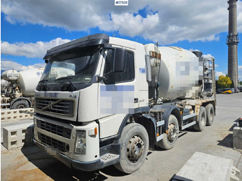 Camião betoneira VOLVO FM 340