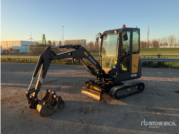 Mini escavadeira VOLVO EC20D