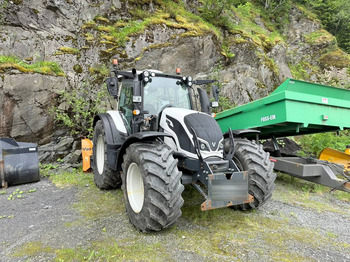 Trator VALTRA N174