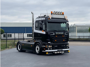 Tractor SCANIA R 520