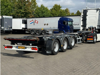 Semi-reboque transportador de contêineres/ Caixa móvel D-TEC