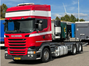 Camião transportador de contêineres/ Caixa móvel SCANIA R 450