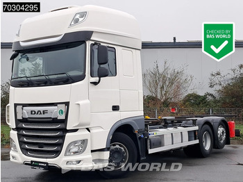 Camião transportador de contêineres/ Caixa móvel DAF XF 480