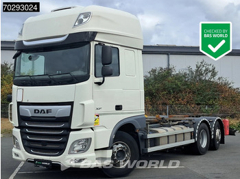 Camião transportador de contêineres/ Caixa móvel DAF XF 480