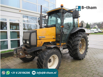 Trator VALTRA