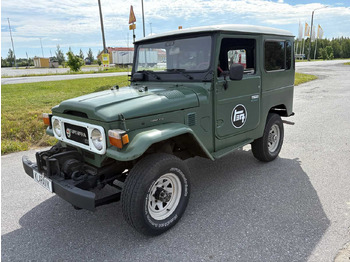 SUV TOYOTA Land Cruiser