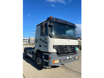 Tractor MERCEDES-BENZ Actros 1840