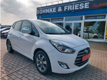 Automóvel HYUNDAI