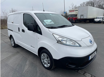 Furgão compacto NISSAN e-NV200