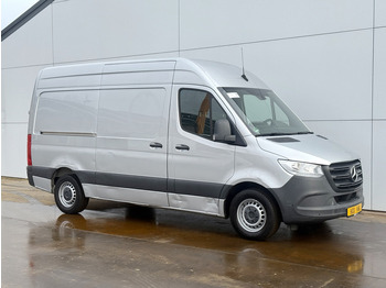 Locação financeira de Mercedes-Benz Sprinter 315 1.9 CDI Automaat L2H2 Climate Control Carplay Camera Parkeersensoren voor achter Mercedes-Benz Sprinter 315 1.9 CDI Automaat L2H2 Climate Control Carplay Camera Parkeersensoren voor achter: foto 4
