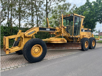 Motoniveladora CATERPILLAR 140H
