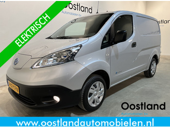 Furgão compacto NISSAN e-NV200