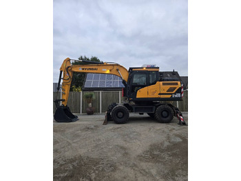 Escavadeira de rodas HYUNDAI