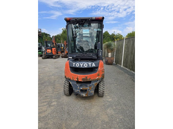 Locação financeira de Toyota 8 FD 20  Toyota 8 FD 20: foto 3