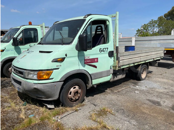 Carrinha de caixa aberta IVECO Daily