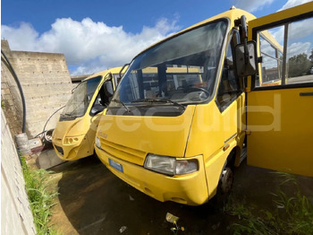 Autocarro escolar IVECO