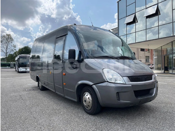 Autocarro IVECO Daily