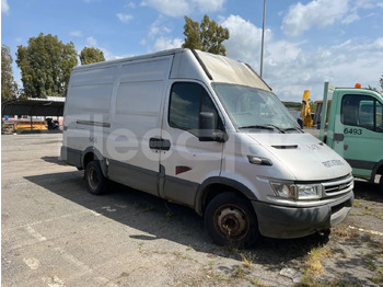 Minibus IVECO Daily
